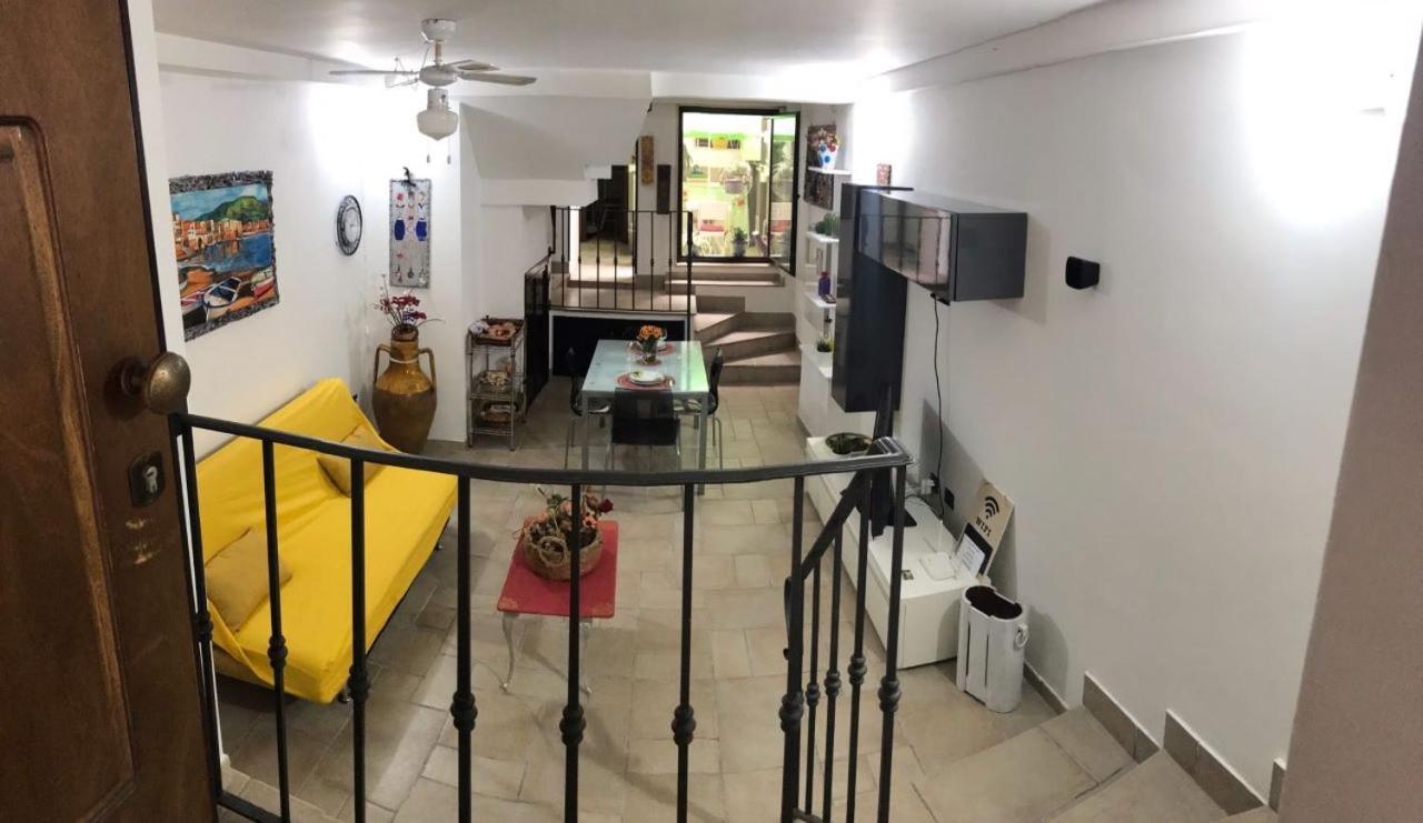 Dream House Apartment บรินดิซิ ภายนอก รูปภาพ